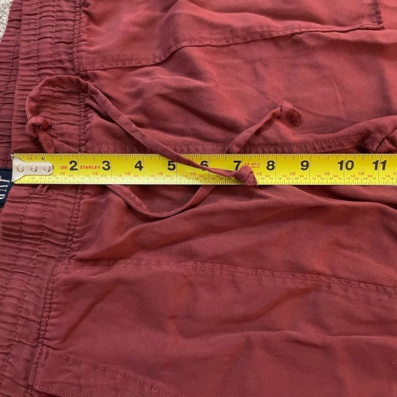 NWT Gap Women's Tencel Jogger Maroon Pull On Everyday Wear Pants - Picture 11 of 15